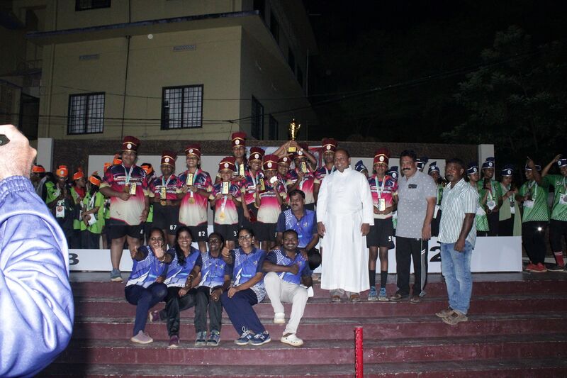 പ്രമാണം:26067 വിജയികൾ 01.resized.JPG