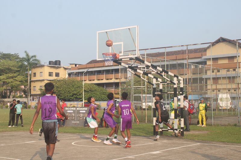 പ്രമാണം:26067 BasketBall 37.resized.JPG