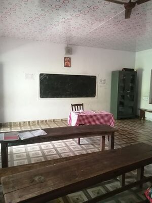 35321 CLASS ROOM 1.jpg
