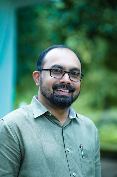 പ്രമാണം:BS25 MLP 48046 6.jpg