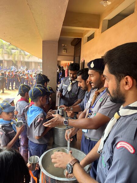 പ്രമാണം:18679 cub-bulbul utsav 24-25 (2).jpg