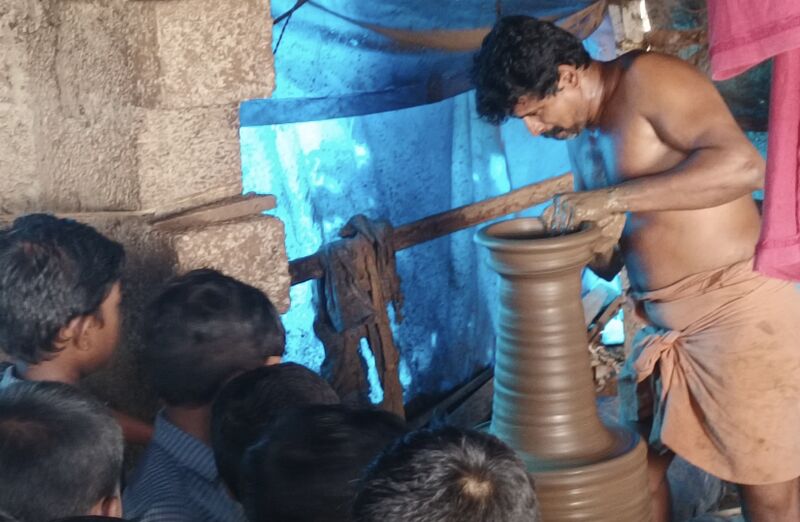 പ്രമാണം:20259 entegramam claypotmanufacturing manisseri.jpeg