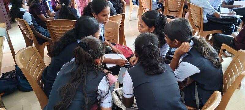 പ്രമാണം:23009 lk camp5.jpg