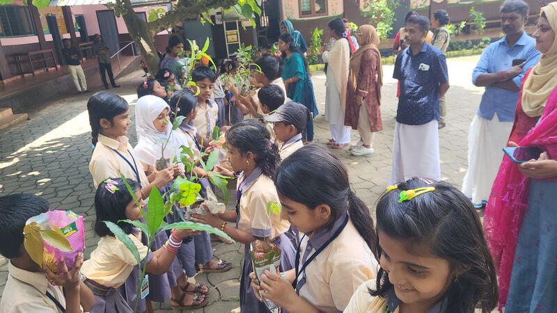 പ്രമാണം:29228 cha9.jpg