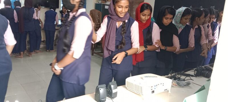 പ്രമാണം:32044 ktm 5.jpg