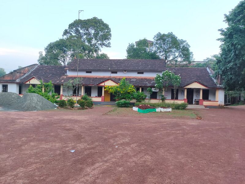 പ്രമാണം:34022 AVHS.jpg