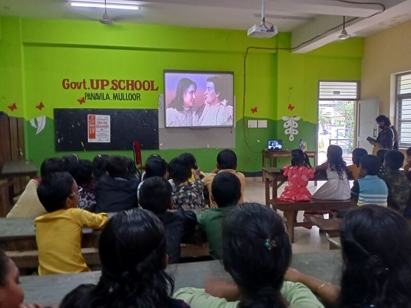 പ്രമാണം:44243 23helenkeller.jpg