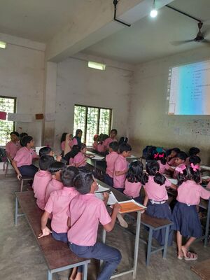 47648 ICT in classroom.jpeg