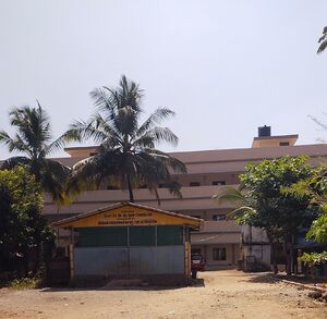 48050 vaniyambalam school.jpg