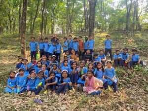 48544 class trip.jpg