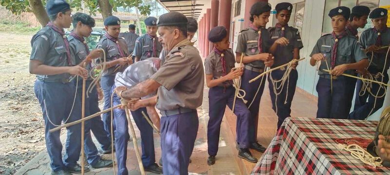 പ്രമാണം:15051 adventure.jpg