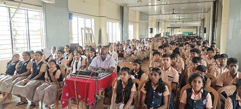 പ്രമാണം:15051 club inaauguration.jpg