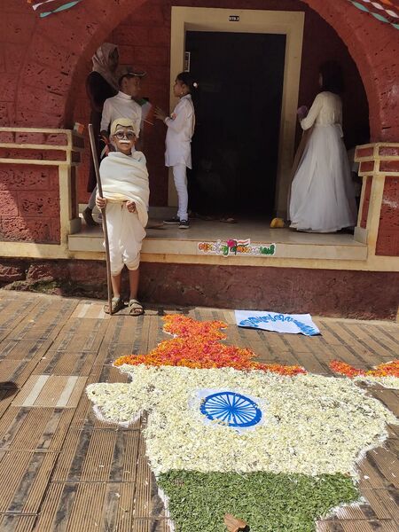 പ്രമാണം:18554-Independence day.jpg