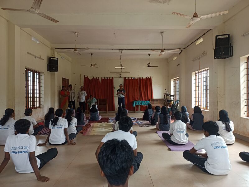 പ്രമാണം:19050 yoga 2025.jpg