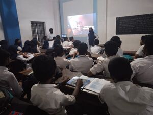 19068 littlekites cybersafetyclass 8th &9th class4.jpeg