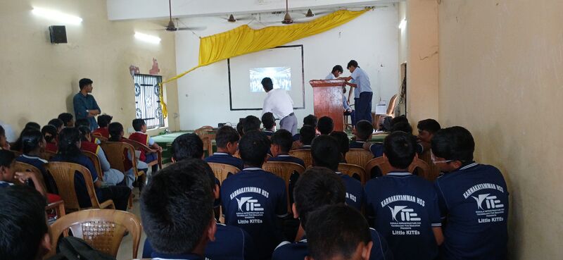 പ്രമാണം:21060 lk expert class2024 2.jpg