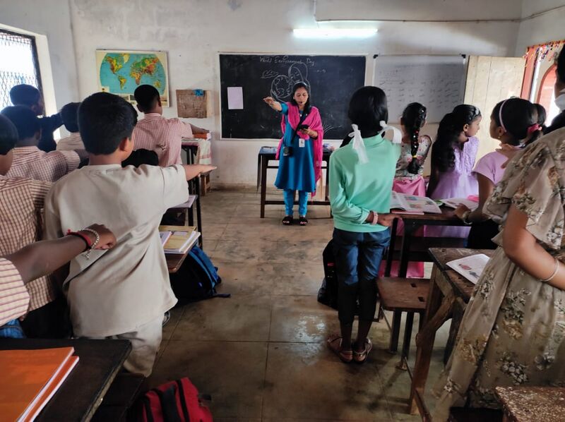 പ്രമാണം:22058 antidrugpledge 2025.jpg