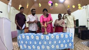 31262-valavoor -reading1.jpg