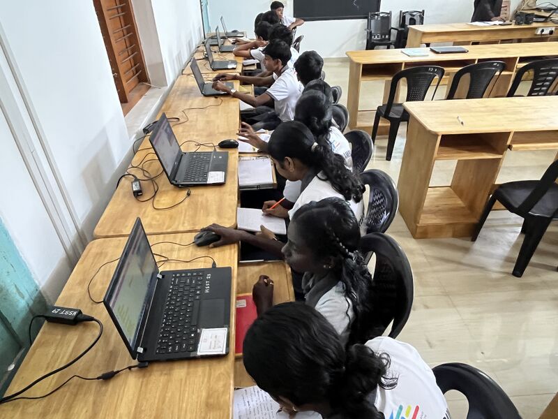 പ്രമാണം:35050 lk9c5.jpg