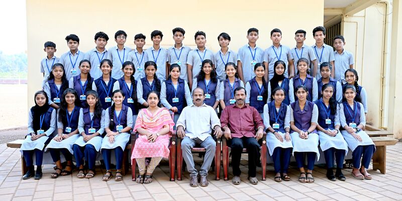 പ്രമാണം:11053 2022-25 batch1.jpg