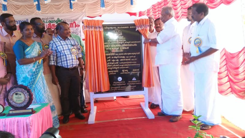 പ്രമാണം:15006 scout.jpg