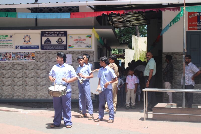 പ്രമാണം:17091 preveshan1.jpg