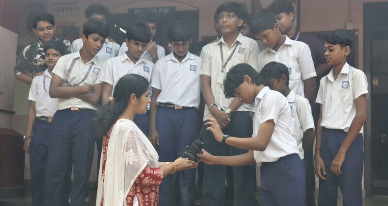 പ്രമാണം:22002lkcamp325-28.jpeg