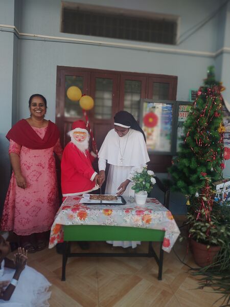 പ്രമാണം:23227 christmas 2026.jpg