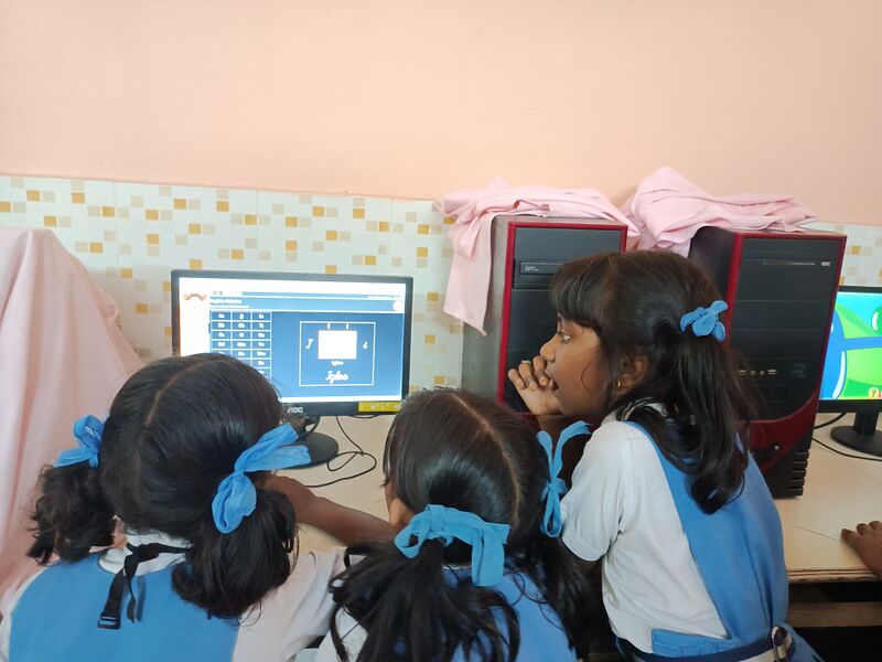 പ്രമാണം:26306 ITclub 2023-24.jpg