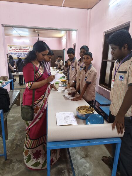 പ്രമാണം:35026 FF.jpg