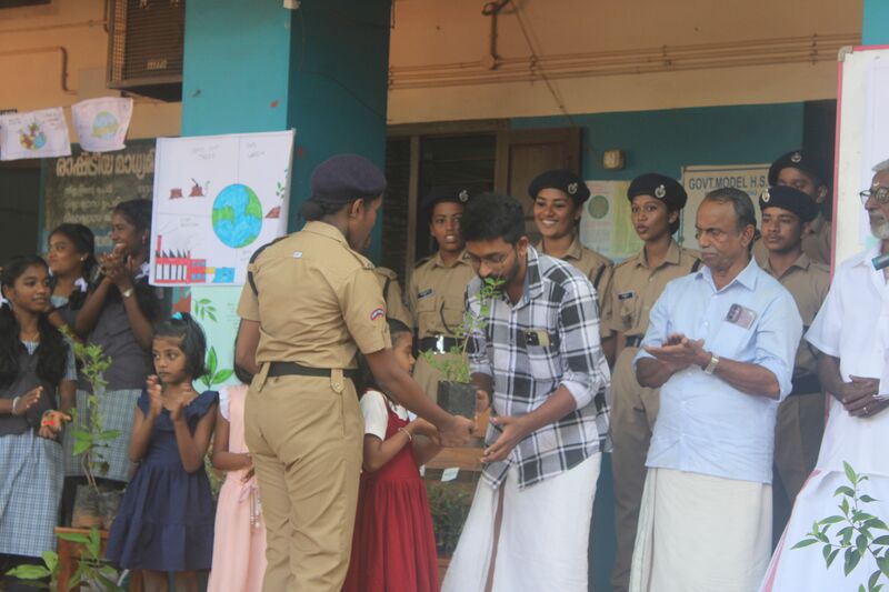 പ്രമാണം:43078 ed1.JPG