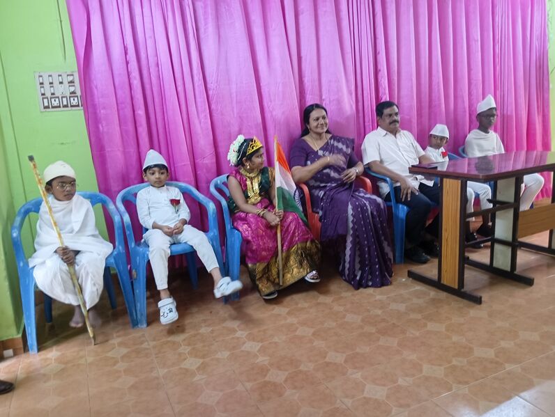 പ്രമാണം:44243 Childrens day25-1.jpg