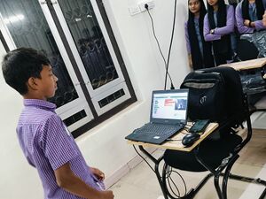 19049-sep18-mihss ponnani-2.jpg