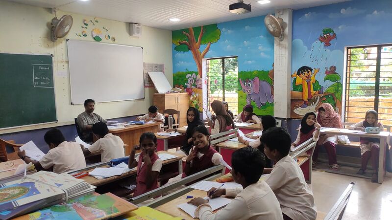 പ്രമാണം:19255 HITECH COMPUTER1.jpg