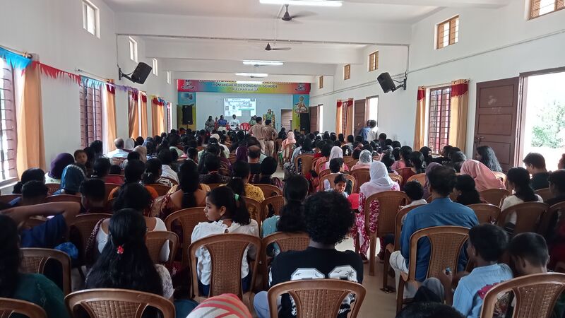 പ്രമാണം:23029PVSM13.jpeg