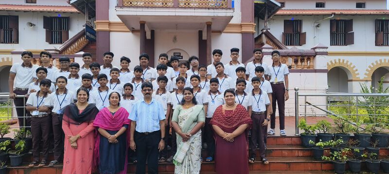പ്രമാണം:24039IMAGE2.jpg
