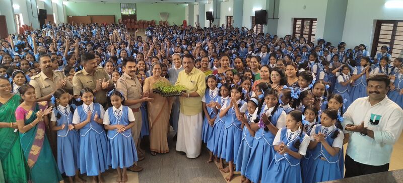 പ്രമാണം:26015 paristhidhidhinam 3.jpg