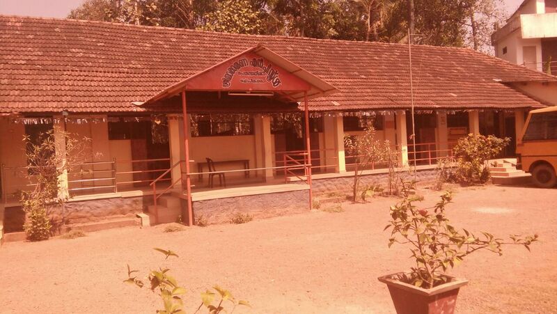 പ്രമാണം:33252-snlps perumpaikadu.jpg