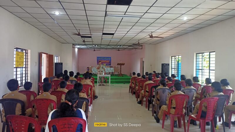 പ്രമാണം:44012 2.jpeg