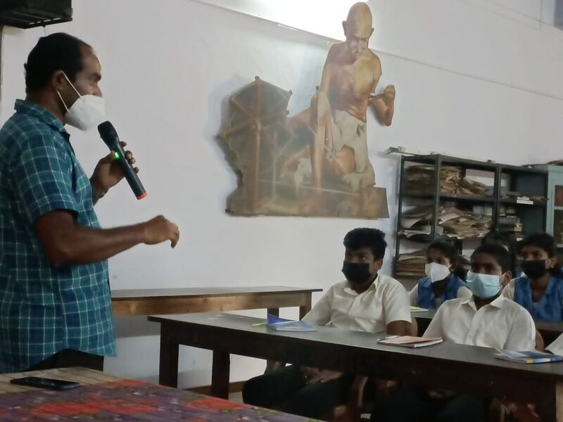 പ്രമാണം:44018 jrc4.jpg