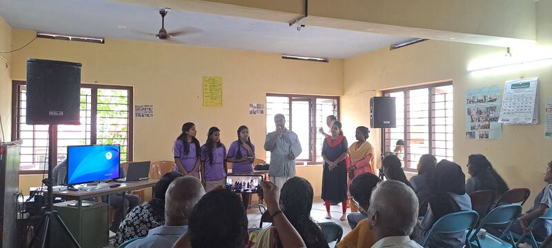 പ്രമാണം:44055-farmer ward member.jpg