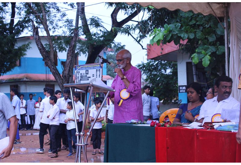 പ്രമാണം:44059 101.jpg