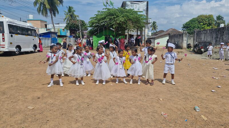 പ്രമാണം:44223 shishu pro kg.jpg