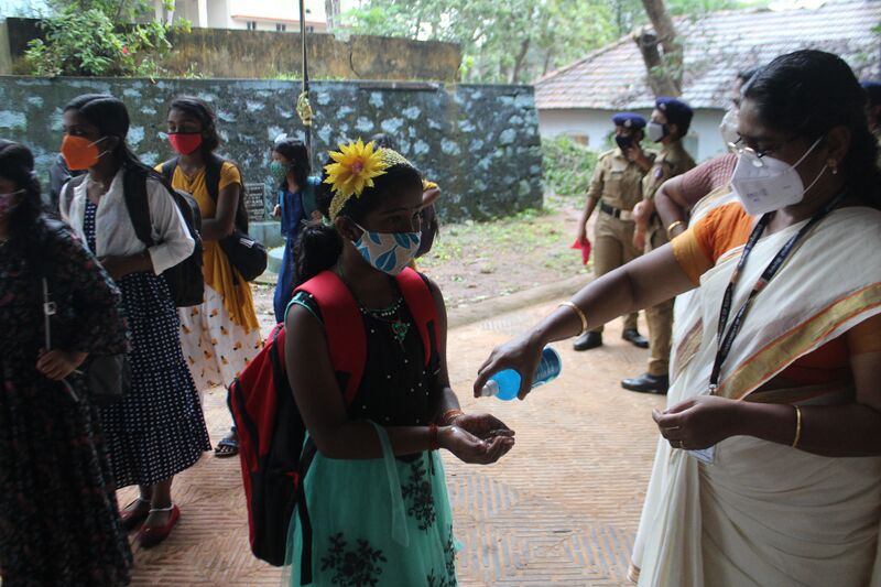 പ്രമാണം:BS21 TVM 44021 5.jpg