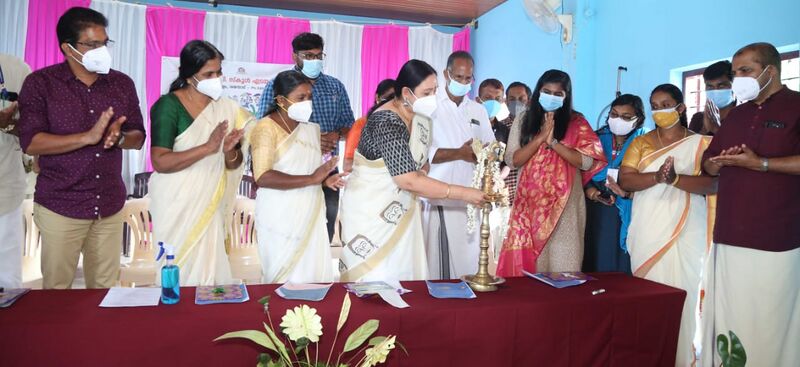 പ്രമാണം:BS21 WYD 15427 9.jpg