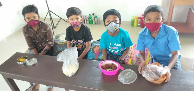 പ്രമാണം:Food35325 7.jpeg