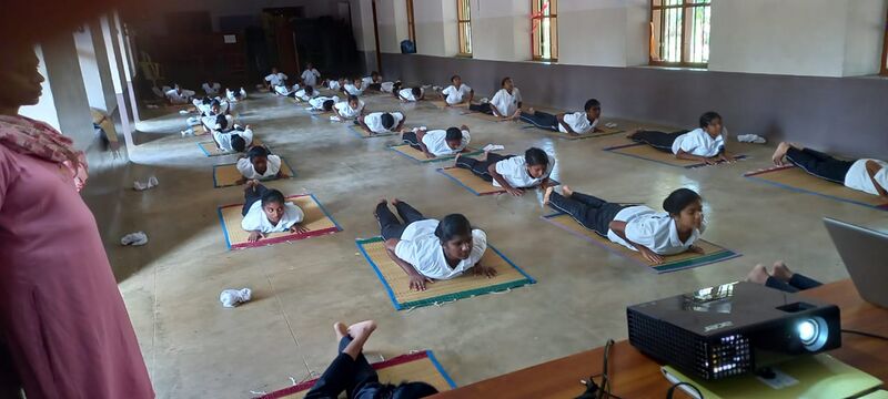 പ്രമാണം:Yd3 43065.jpeg