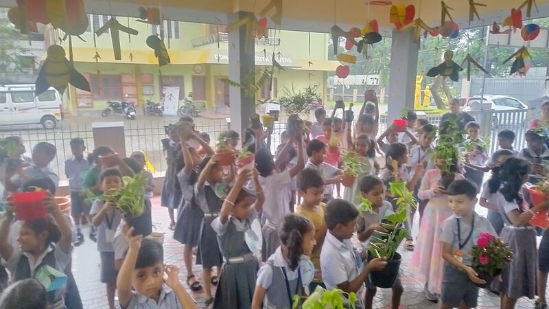 പ്രമാണം:1000477072.jpg