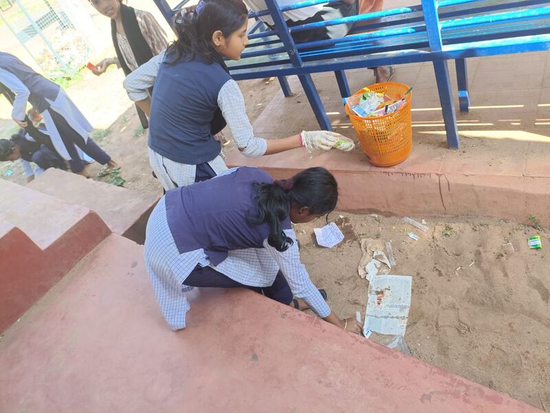 പ്രമാണം:12069 sanitation5.jpg