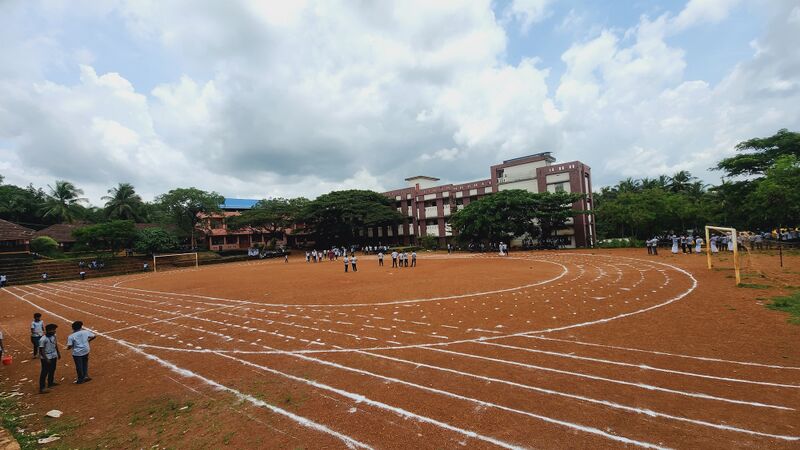 പ്രമാണം:18018-SCHOOL 1.jpg